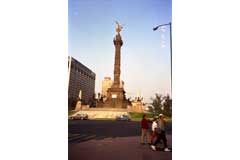 メキシコシティの記念碑